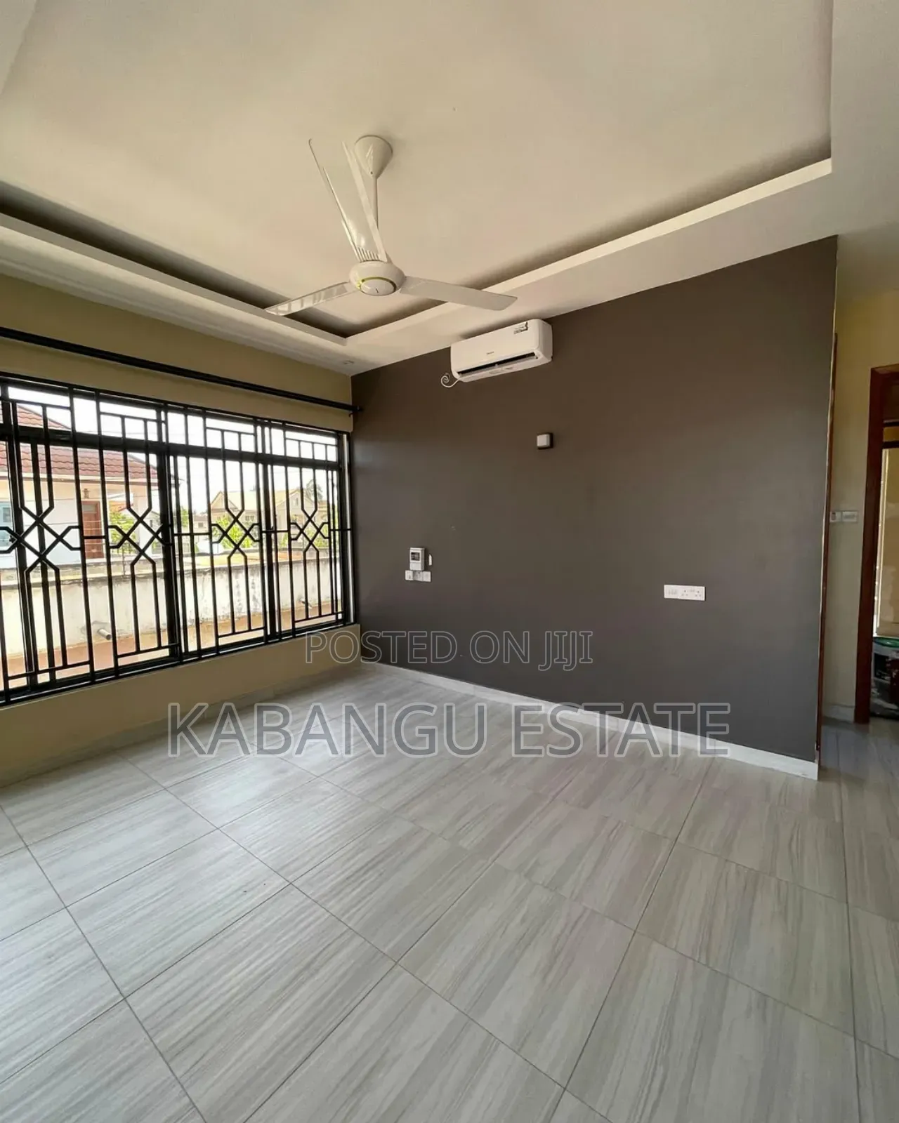 2bdrm Apartment in Mbezibeach Shoppers, Kinondoni for rent