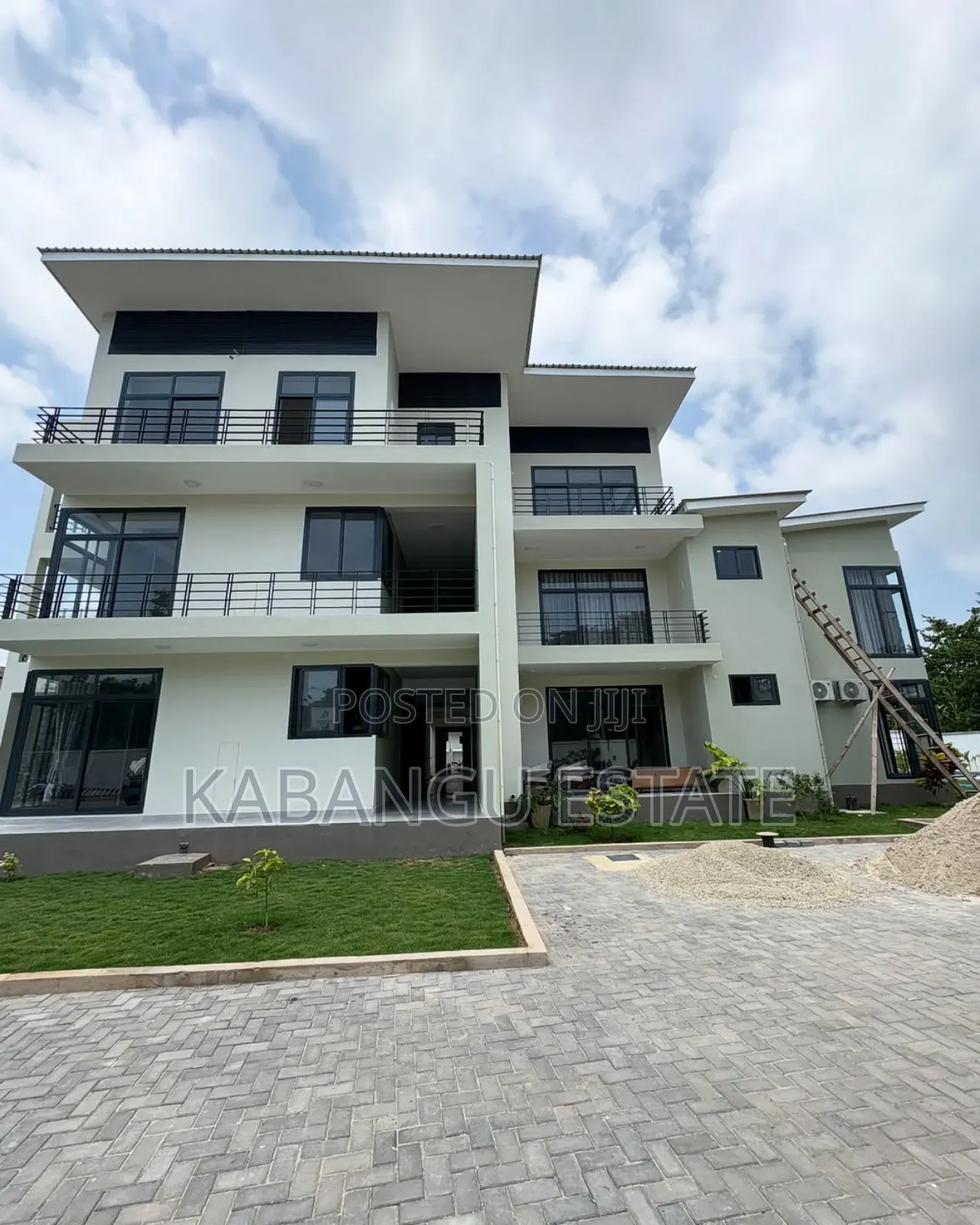 Furnished 1bdrm Apartment in Oysterbay for rent