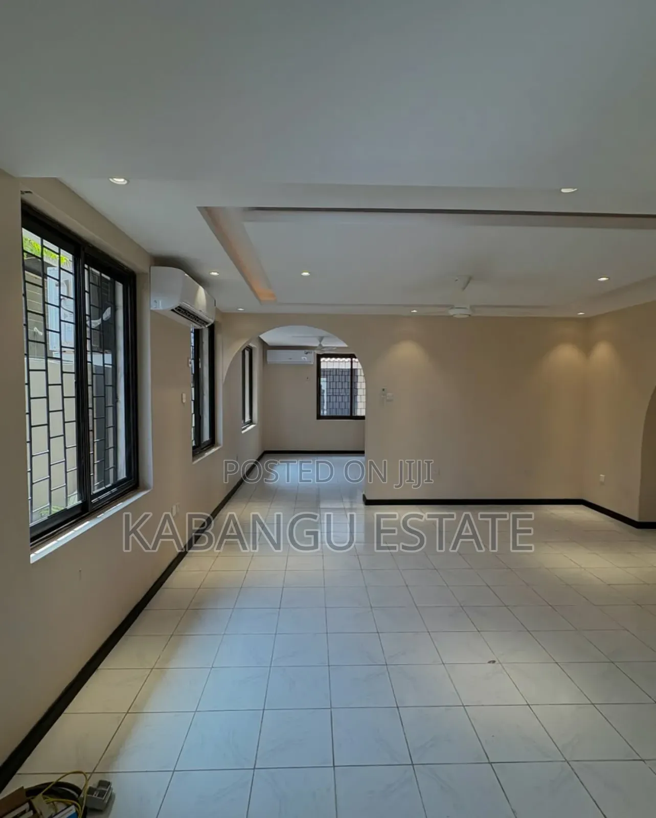 5bdrm Mansion in Fish Market, Msasani for rent