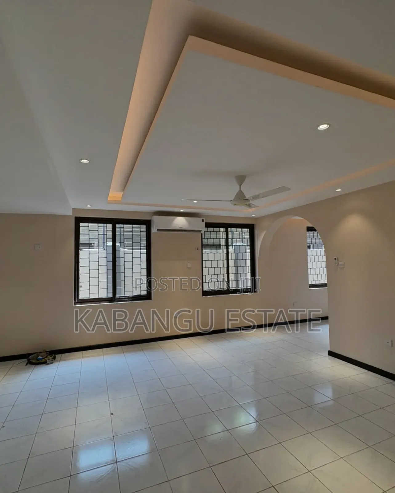 5bdrm Mansion in Fish Market, Msasani for rent