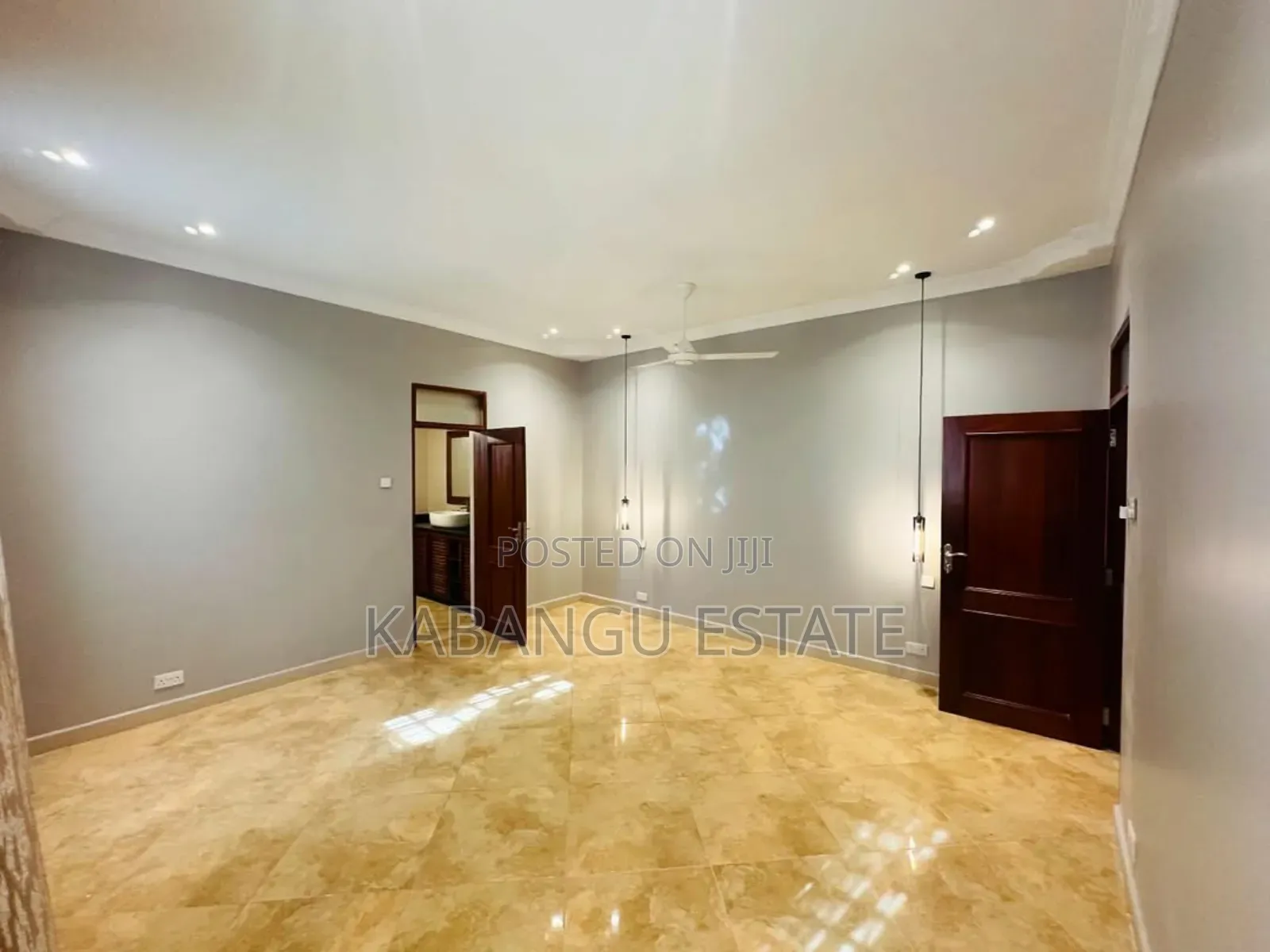 4bdrm Villa in Masaki for rent
