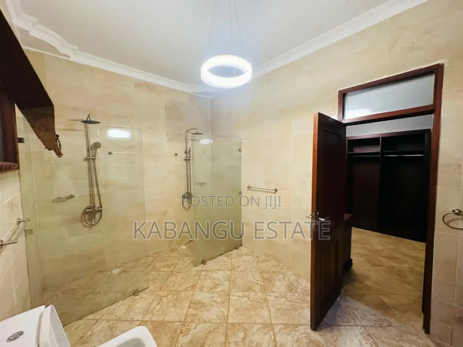 4bdrm Villa in Masaki for rent