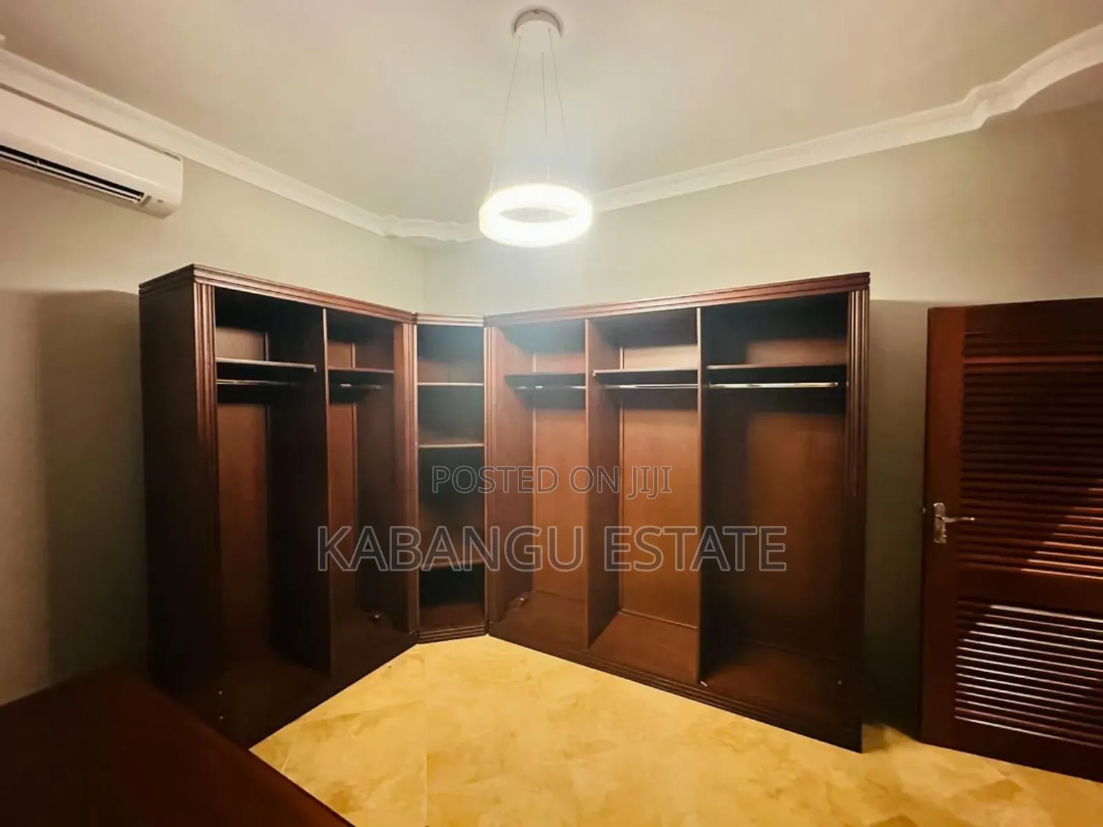 4bdrm Villa in Masaki for rent