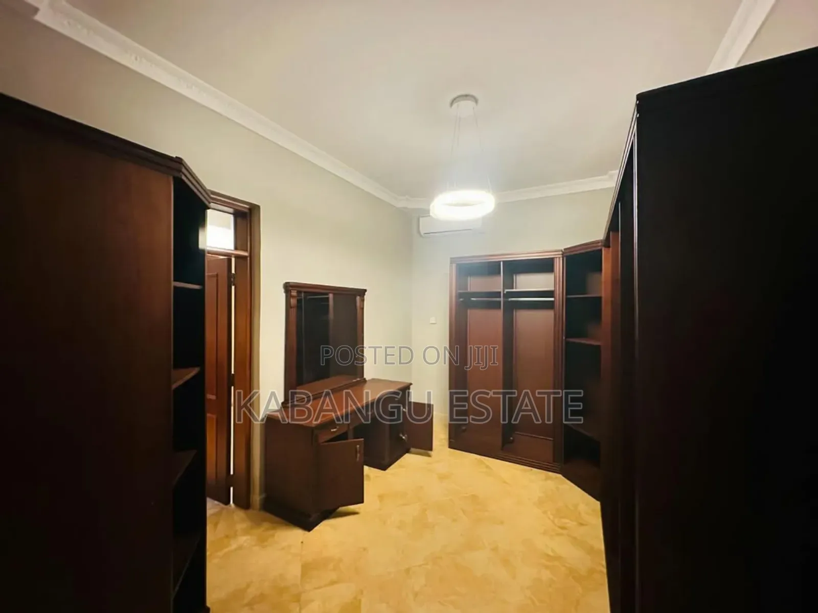 4bdrm Villa in Masaki for rent