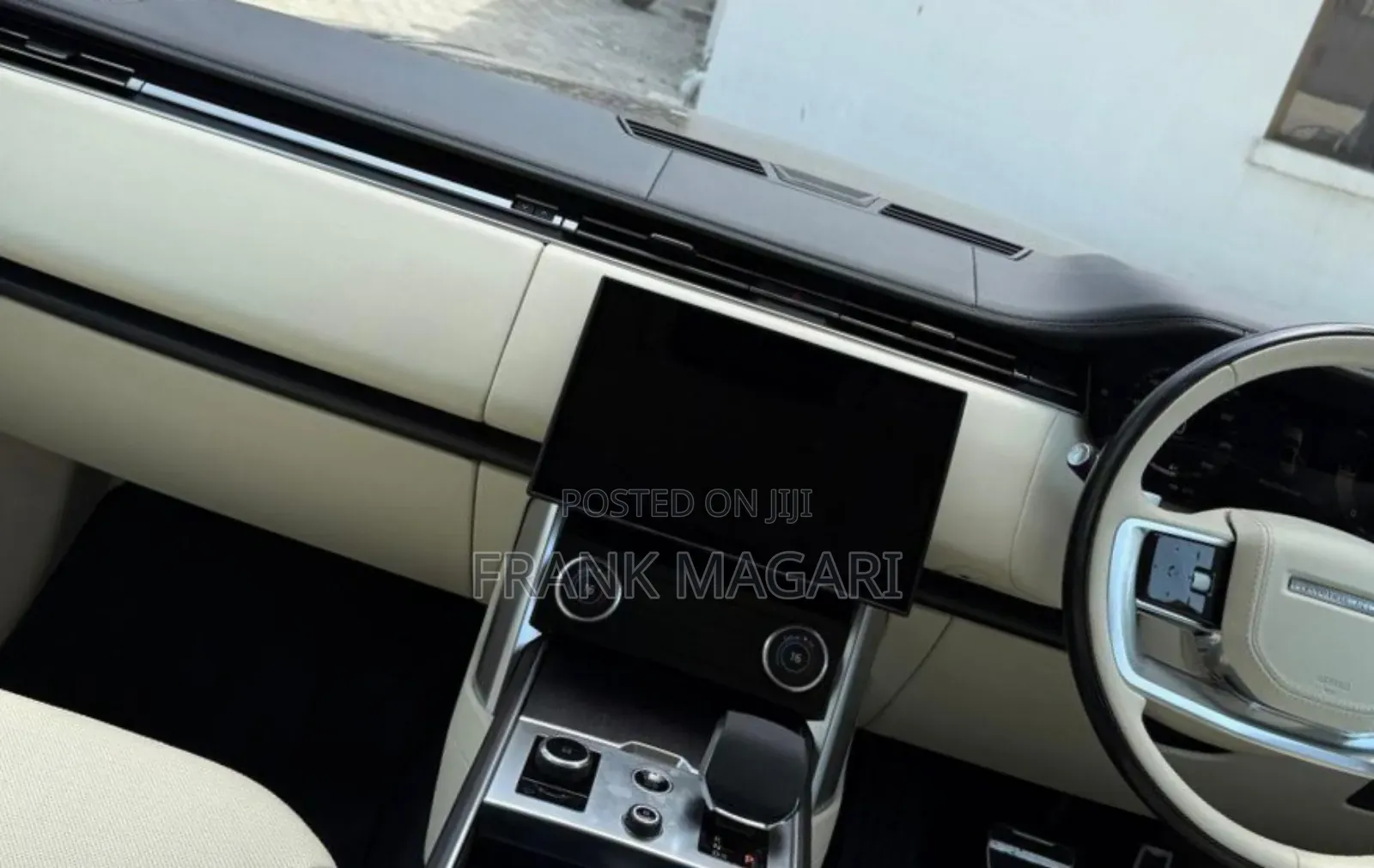Land Rover Range Rover Vogue 2023 Black