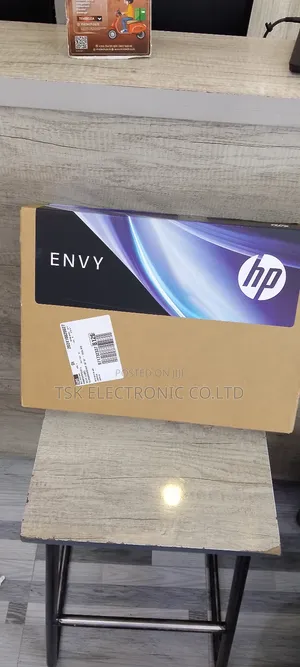 New Laptop HP Envy X360 16GB Intel Core I7 SSD 1T