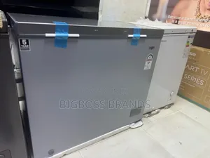Von Freezer 251 LTRS