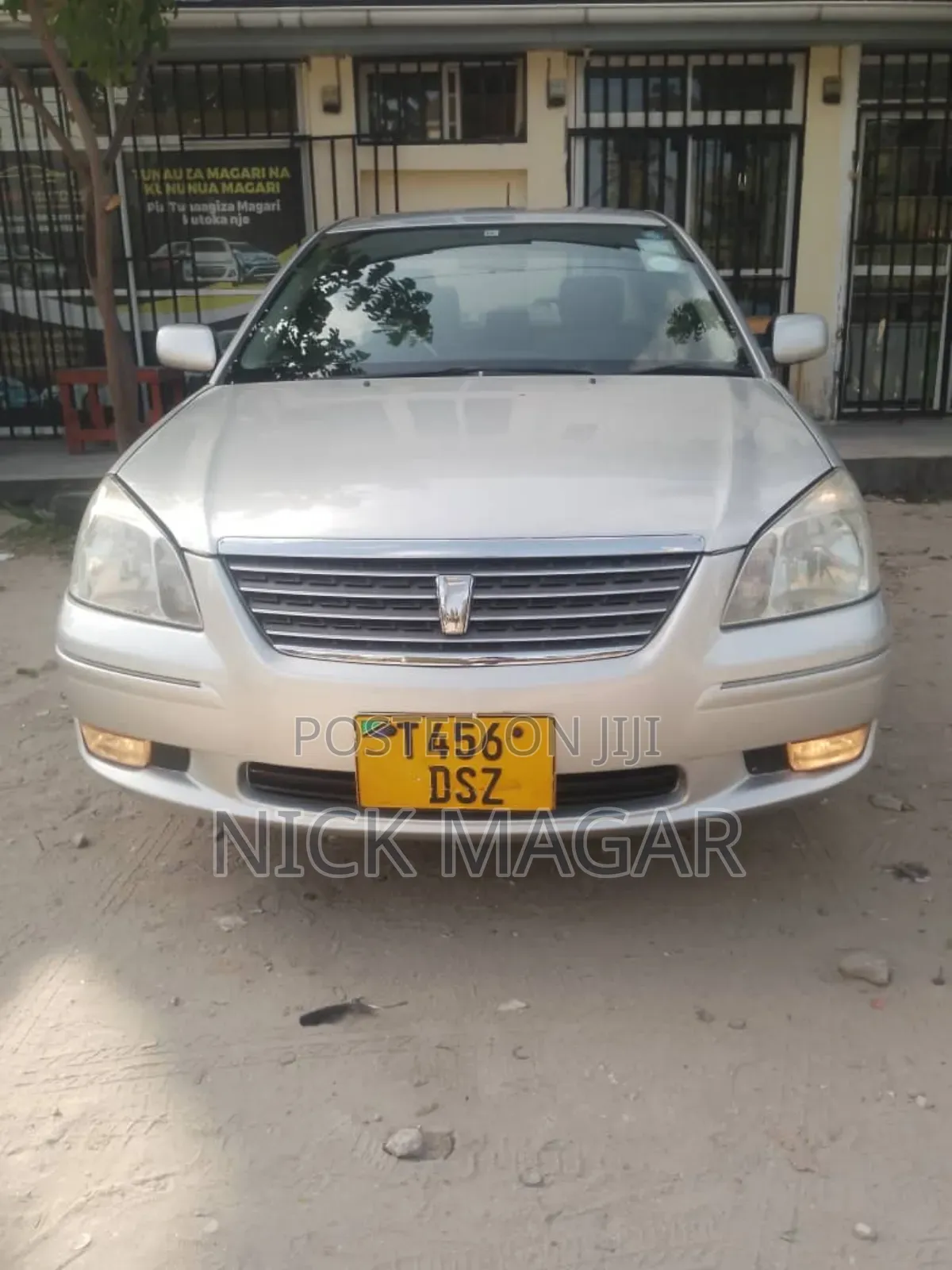 Toyota Premio 2005 Silver