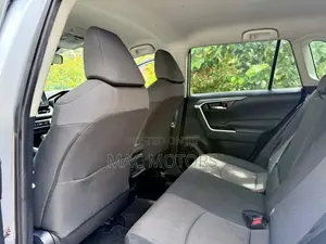 Toyota RAV4 2020 Silver