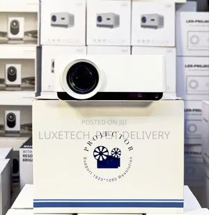 T10 Smart Projector