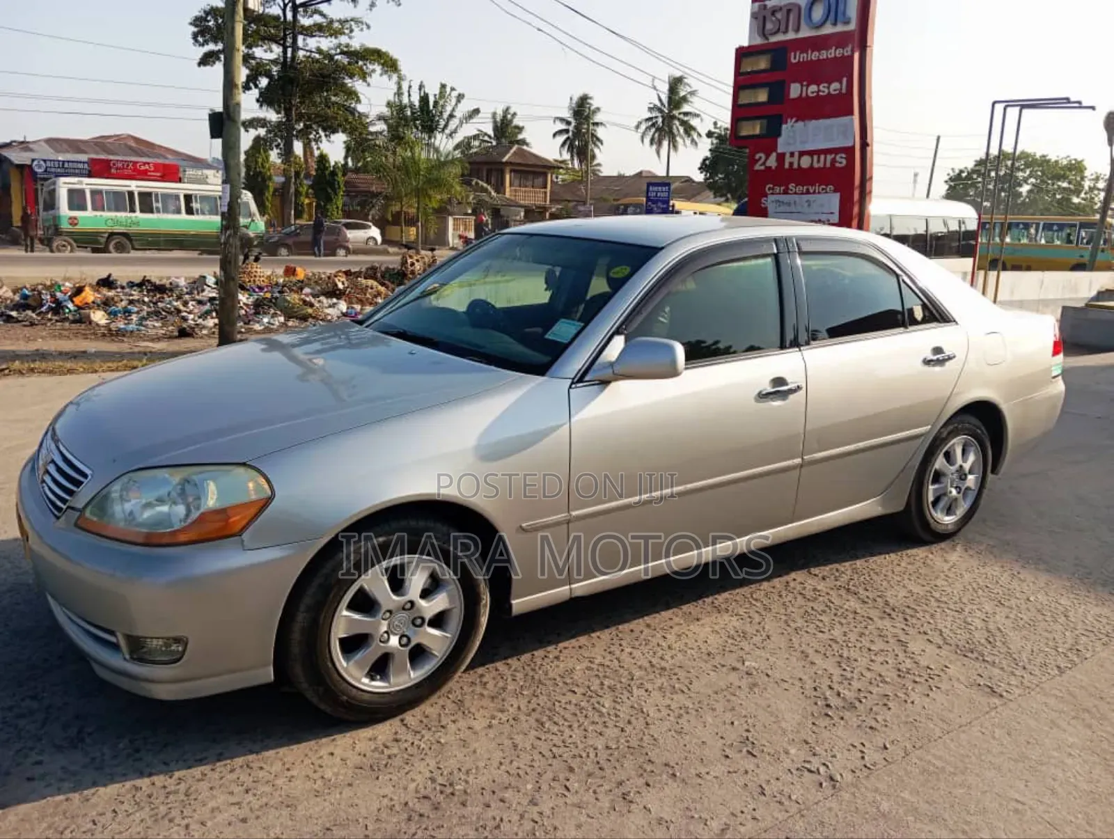Toyota Mark II 2004 Silver