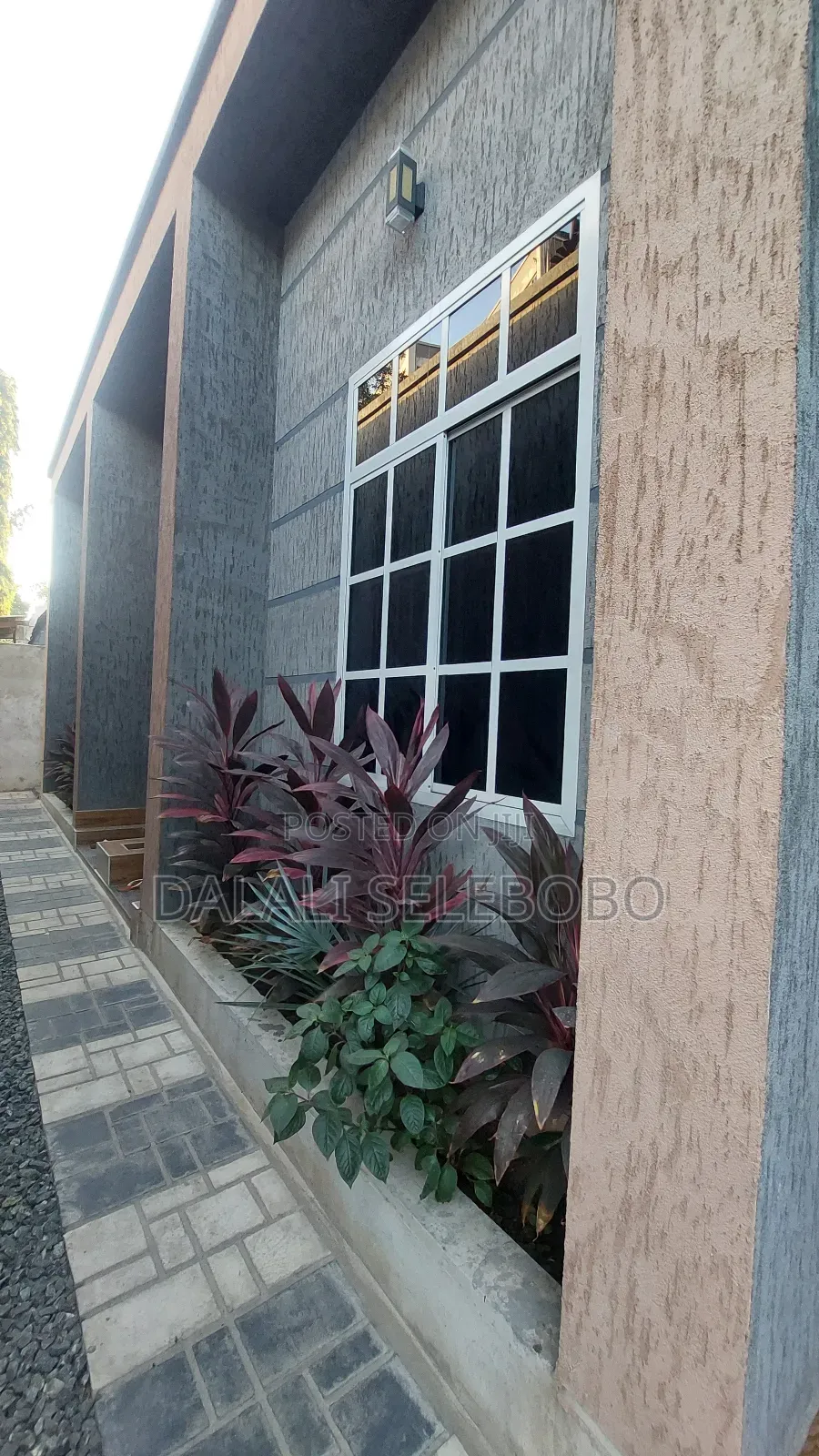 1bdrm Bedsitter in Mwenge Lufungira, Kinondoni for rent