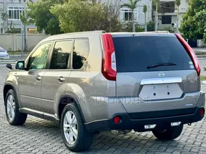Nissan X-Trail 2.0 Petrol XE 2012 Gray