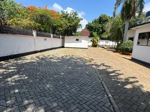 5bdrm House in Masaki, Mbezi for rent