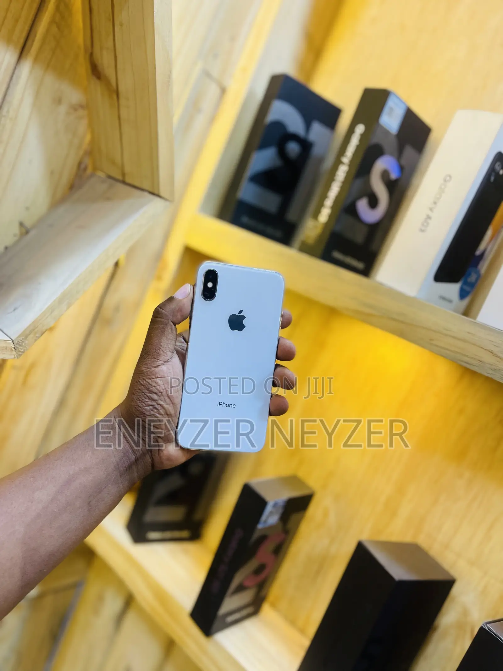 Apple iPhone X 64 GB Silver
