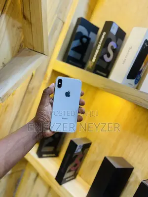 Apple iPhone X 64 GB Silver