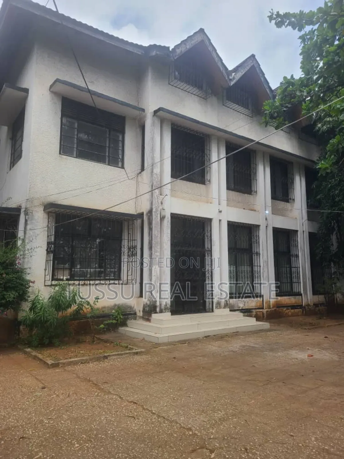 7bdrm House in Regent Estate, Kinondoni for sale