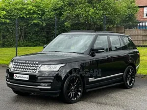 Land Rover Range Rover Vogue 2016 Black