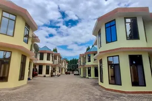 Furnished 4bdrm Villa in Bahari Beach, Kunduchi for sale