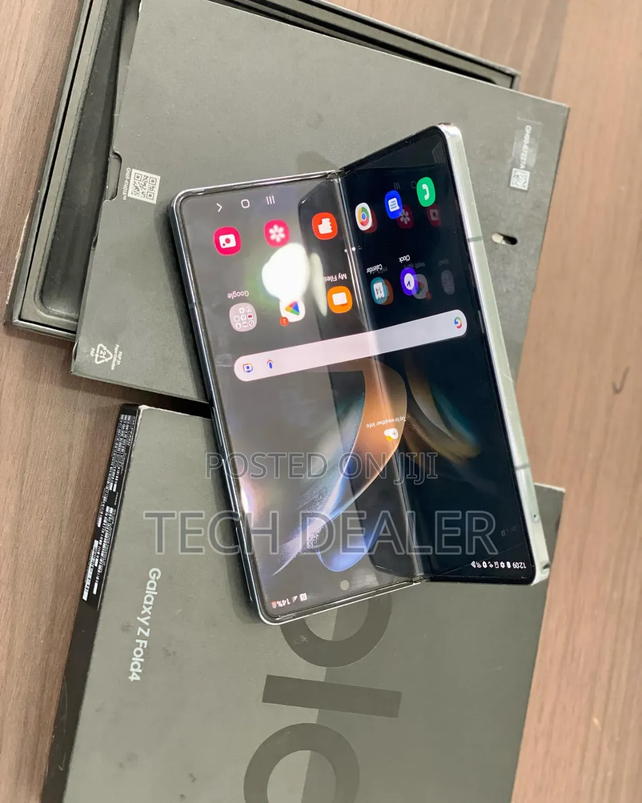 New Samsung Galaxy Z Fold4 256 GB