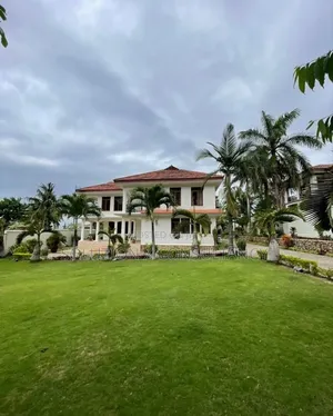 5bdrm Mansion in Kinondoni for sale