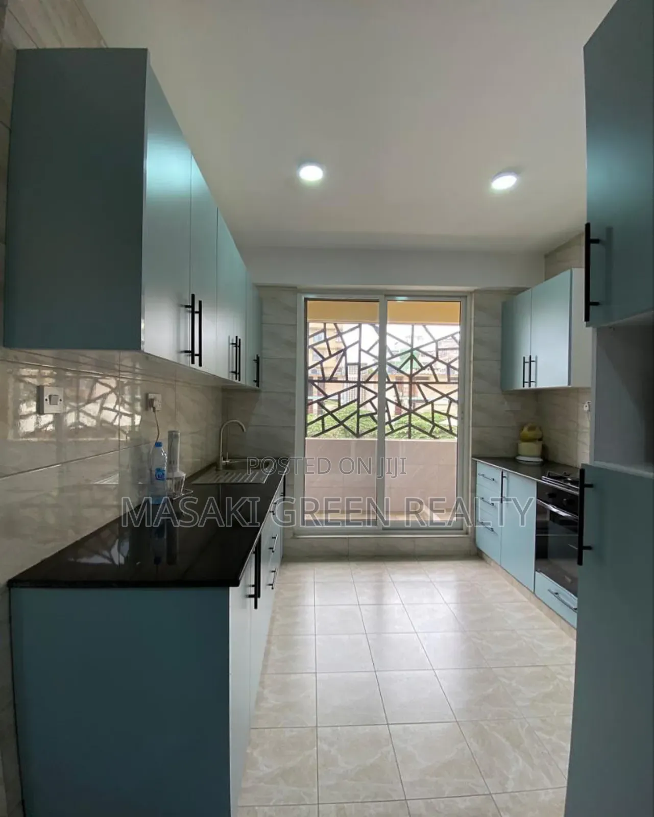 3bdrm Apartment in Lumumba Estate, Kinondoni for sale