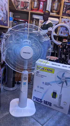 18" Rechargeable Stand Fan Water