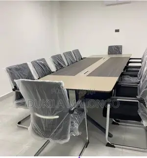 Meza Ya Mkutano