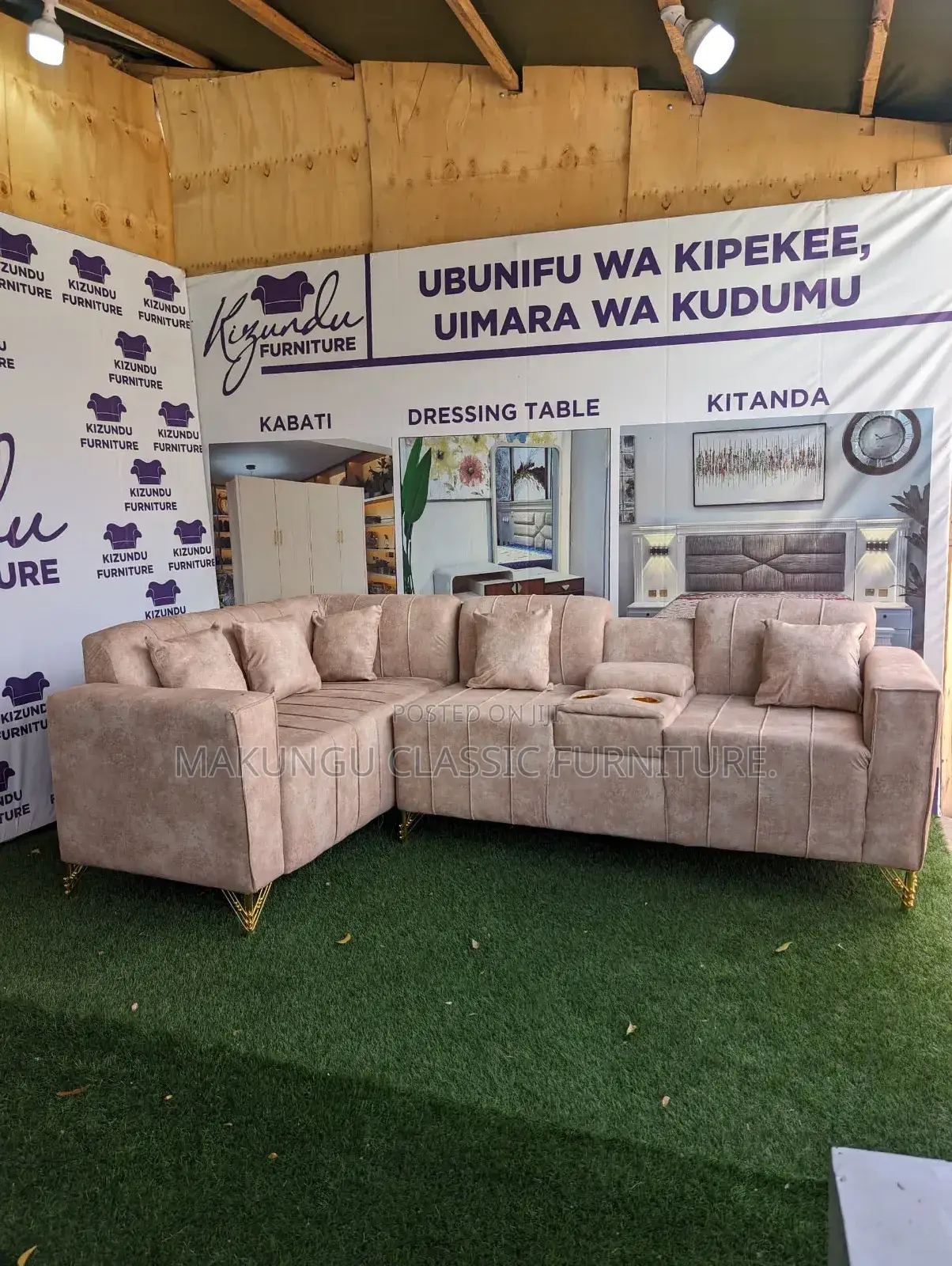 Sofa Set Ya Wa Watu Wanne