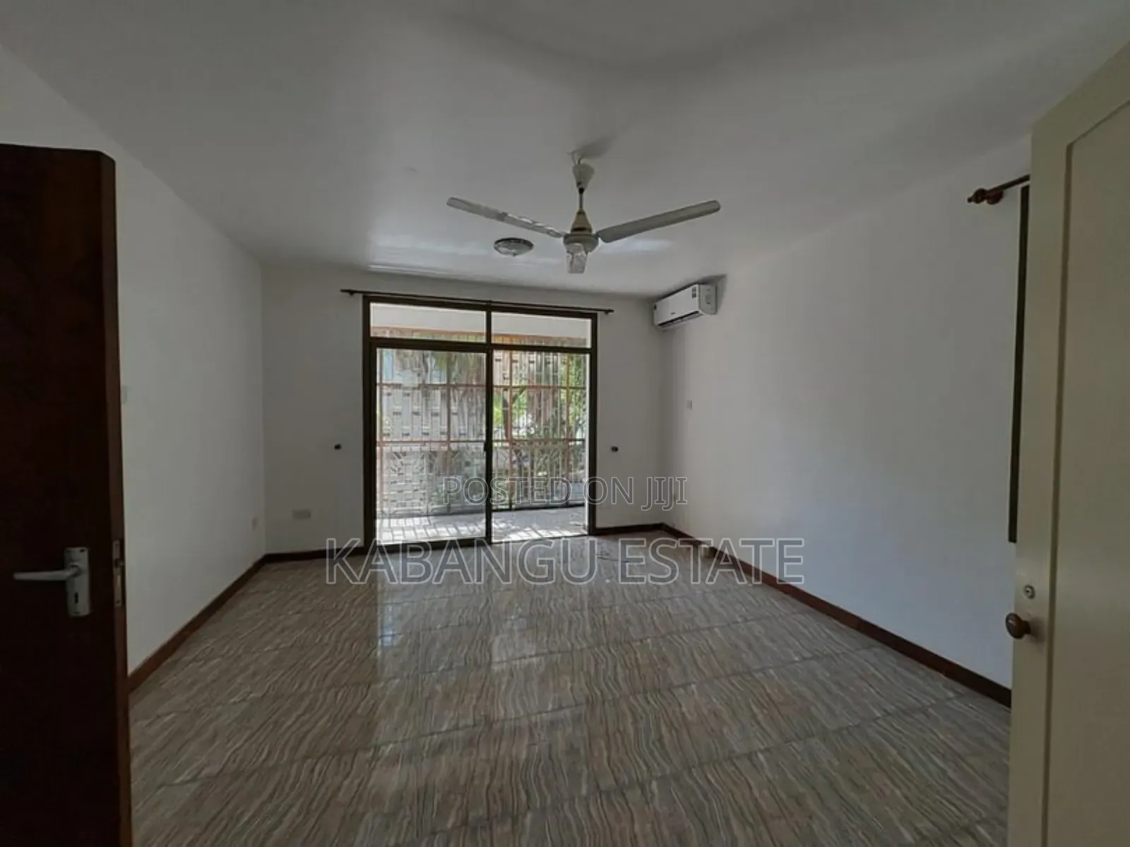 4bdrm Villa in Masaki for rent