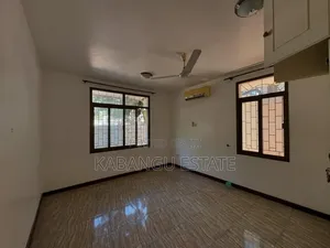 4bdrm Villa in Masaki for rent