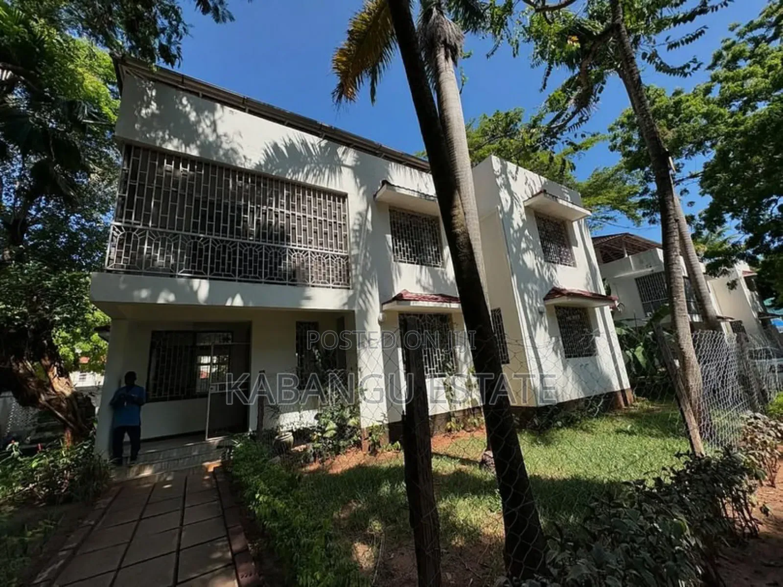 4bdrm Villa in Masaki for rent