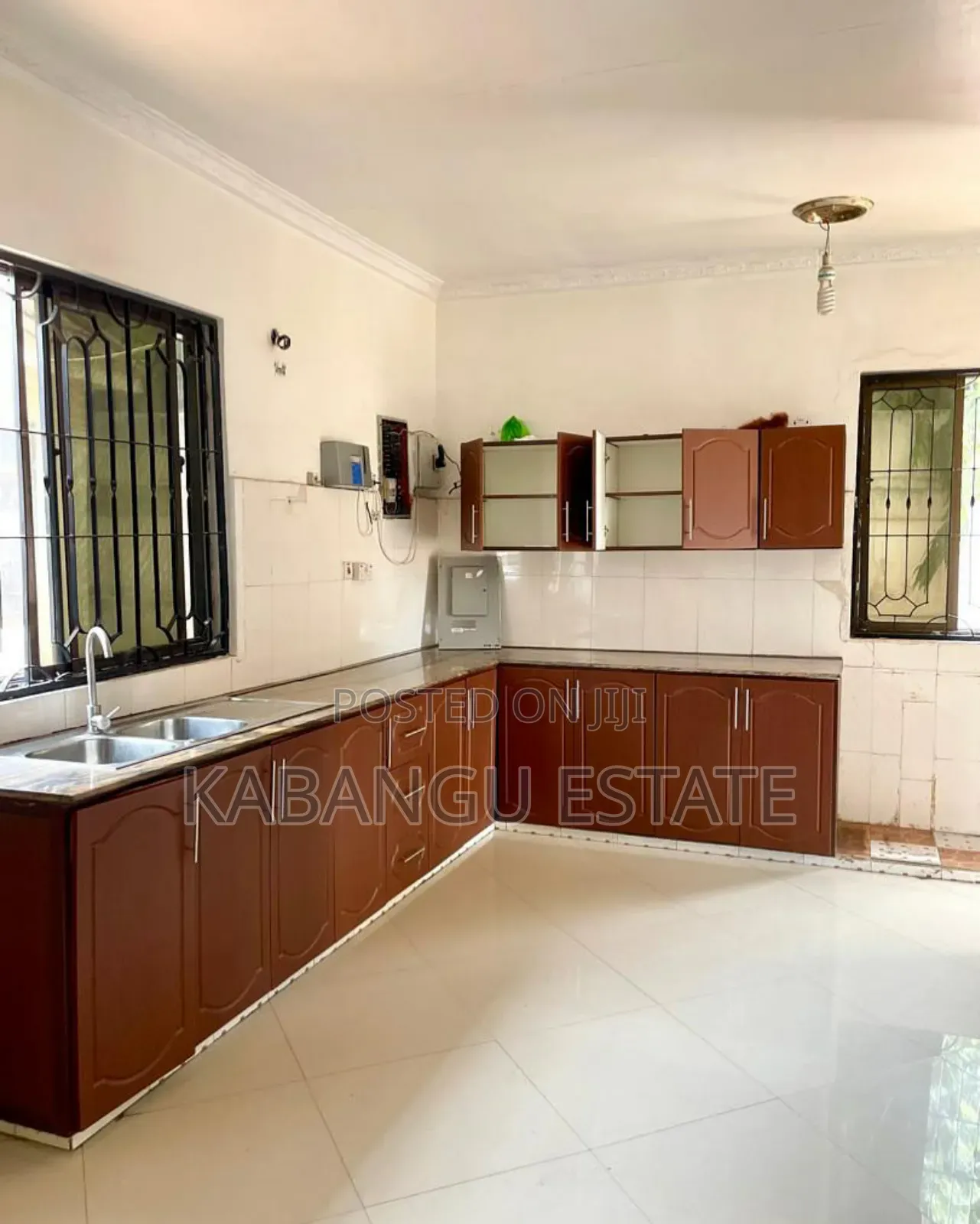 4bdrm House in Masaki for rent