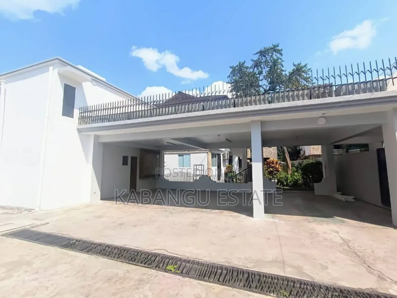 Furnished 5bdrm House in Upanga for rent