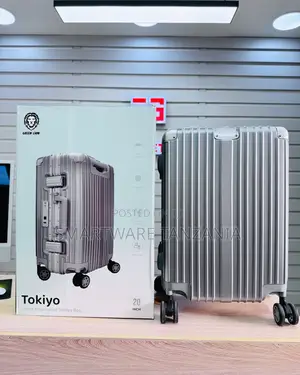 Premium Suitcase - 8 Spinning Wheels - Built-in Tsa Lock