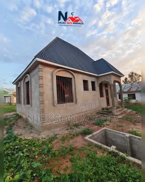 3bdrm House in Dalali_Nick_Mwanza, Buswelu for sale