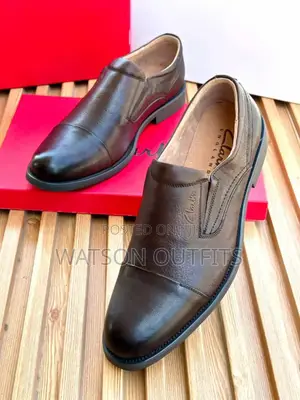 Clarks Shoes Zisizo Na Kamba