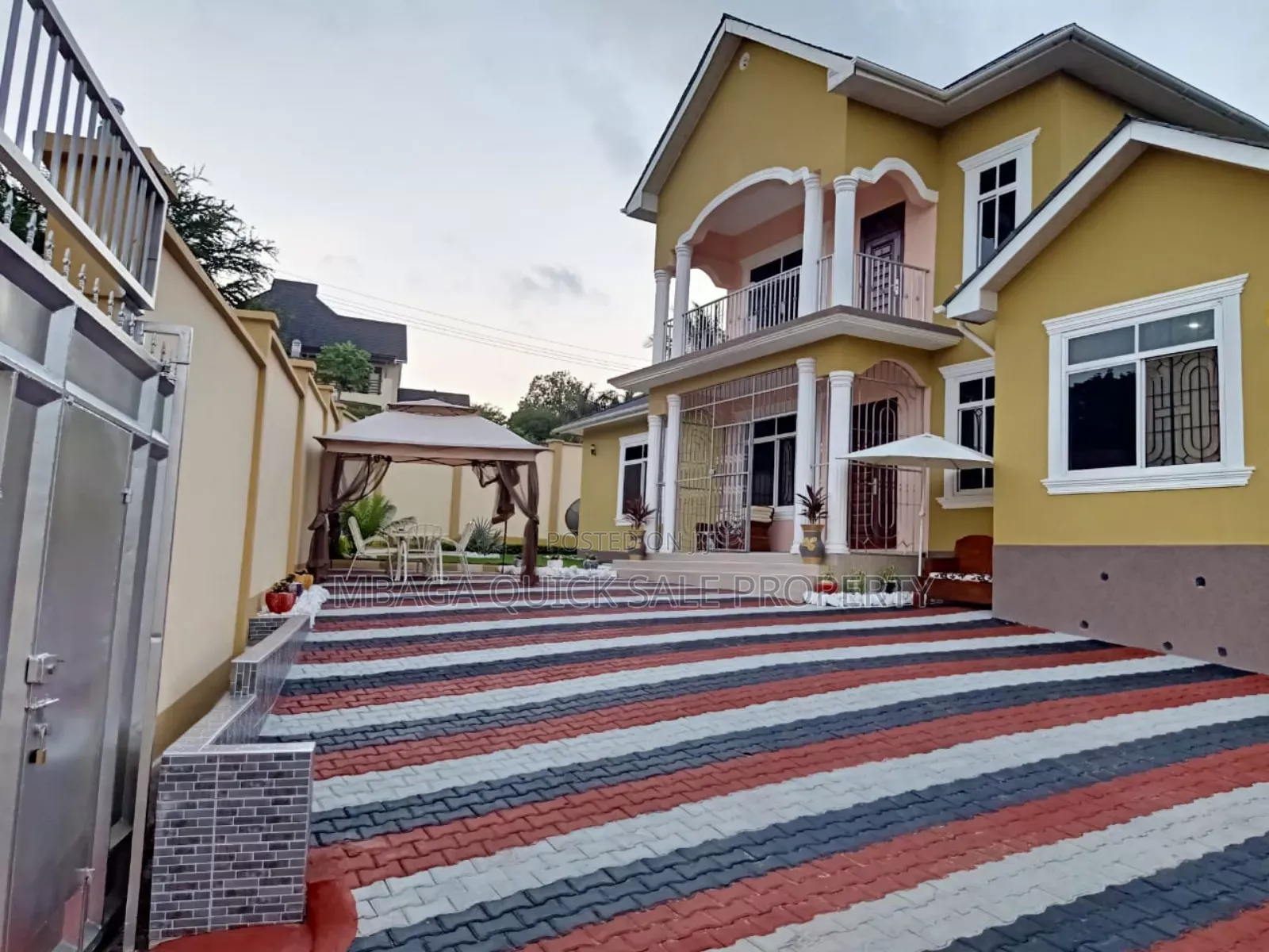 5bdrm House in Salasala Mwanzoni, Mbezi Beach for sale
