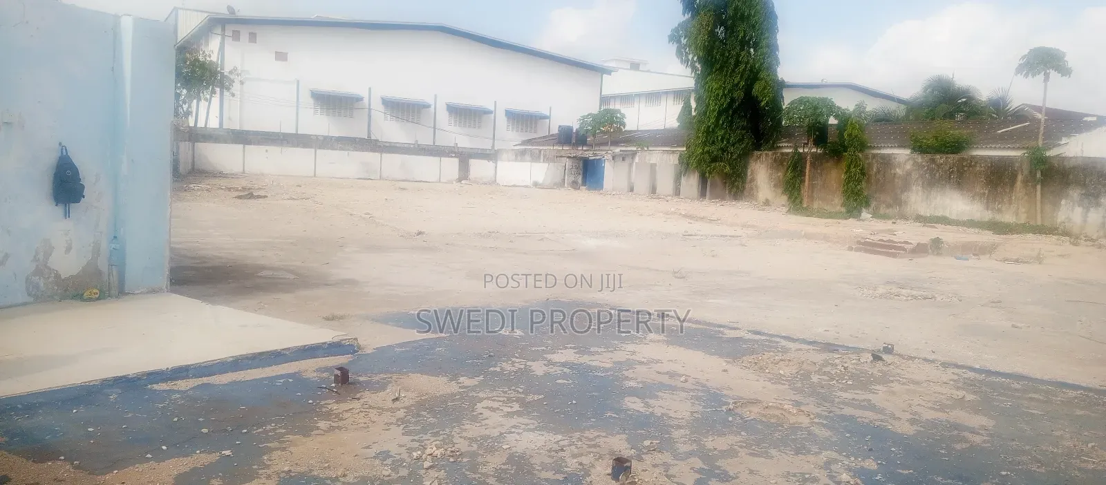 Yadi for Sale in Chango'mbe Industry Area