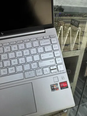 New Laptop HP 16GB AMD Ryzen 5 SSD 512GB