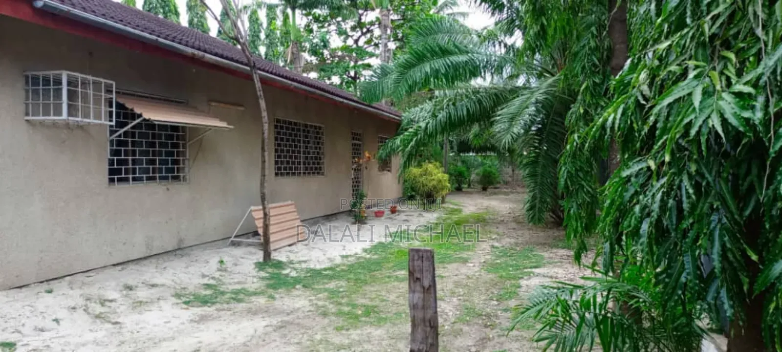 4bdrm House in Mbezibeach for sale