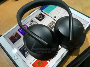 Used Bose 700