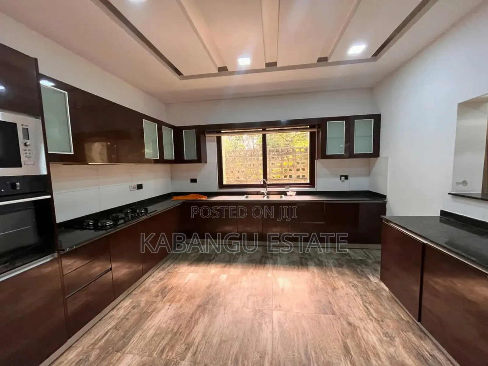 Furnished 4bdrm Villa in Oyster Bay for rent