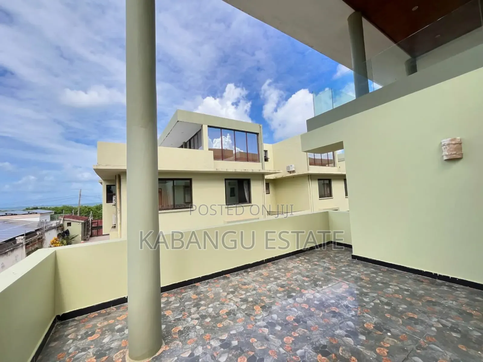 Furnished 4bdrm Villa in Oyster Bay for rent