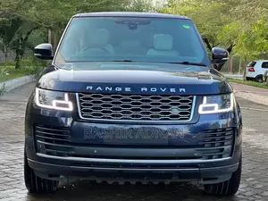 Land Rover Range Rover Vogue 2018 Black