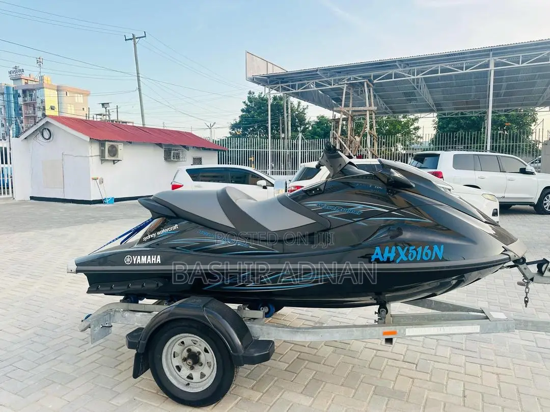 Yamaha Wave Runner Mpya.