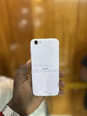 Sharp R1 64 GB White