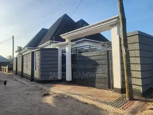 4bdrm House in Mbagala Chamazi, Kinondoni for sale