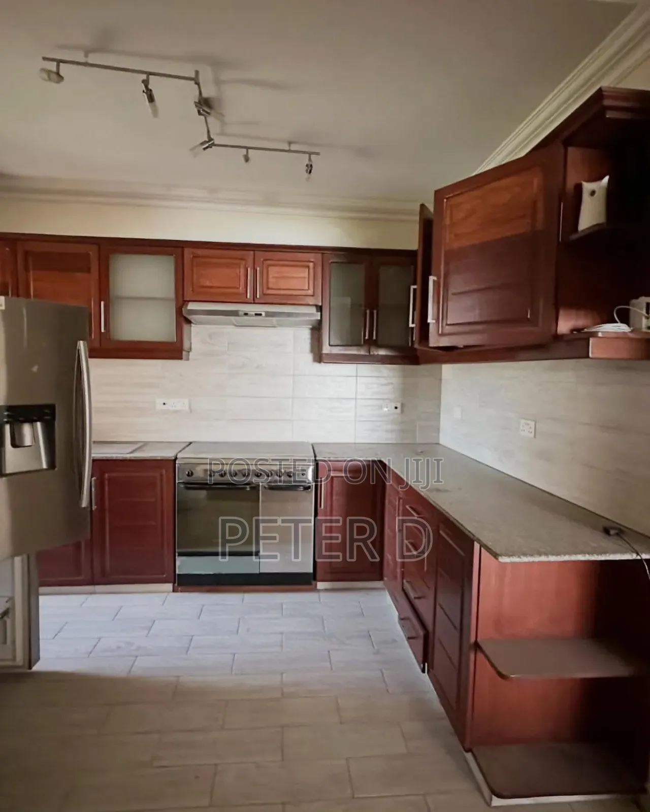 Furnished 3bdrm Apartment in Upanga West for sale