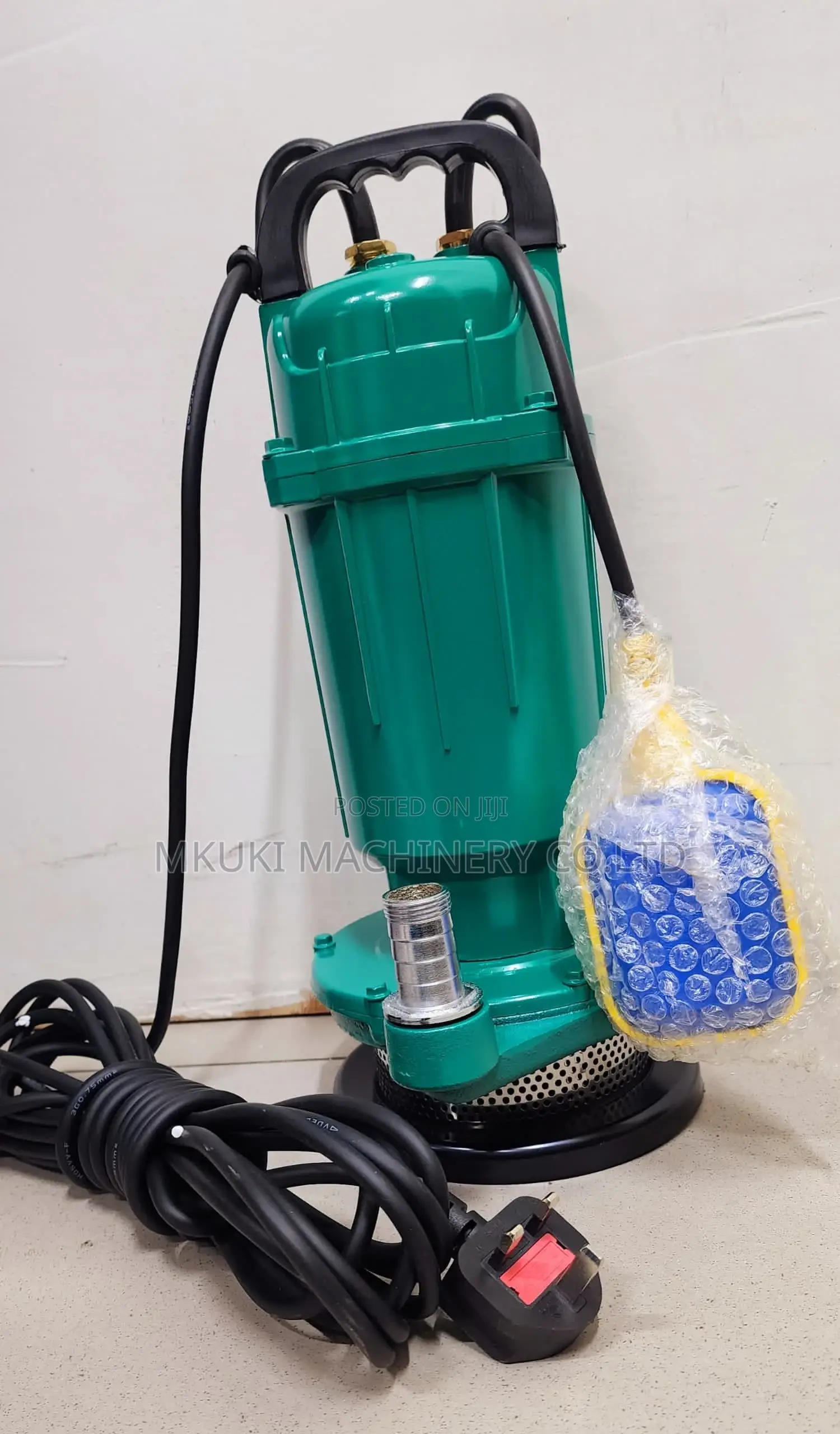 Sabmasable Pump Brand New 0.5hp Available